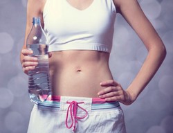 Сколько пить воды в день для похудения
