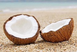 Отбеливание зубов кокосовым маслом